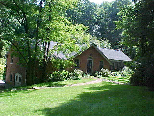 Building photograph for 103 BEAVER DAM ROAD